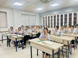 Ghi nhớ nhanh 100 mẫu câu giao tiếp tiếng Nhật cho người mới bắt đầu